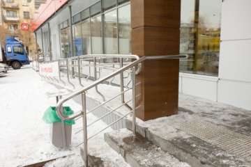 Пандус и ограждения в сети магазинов Магнит, Челябинск